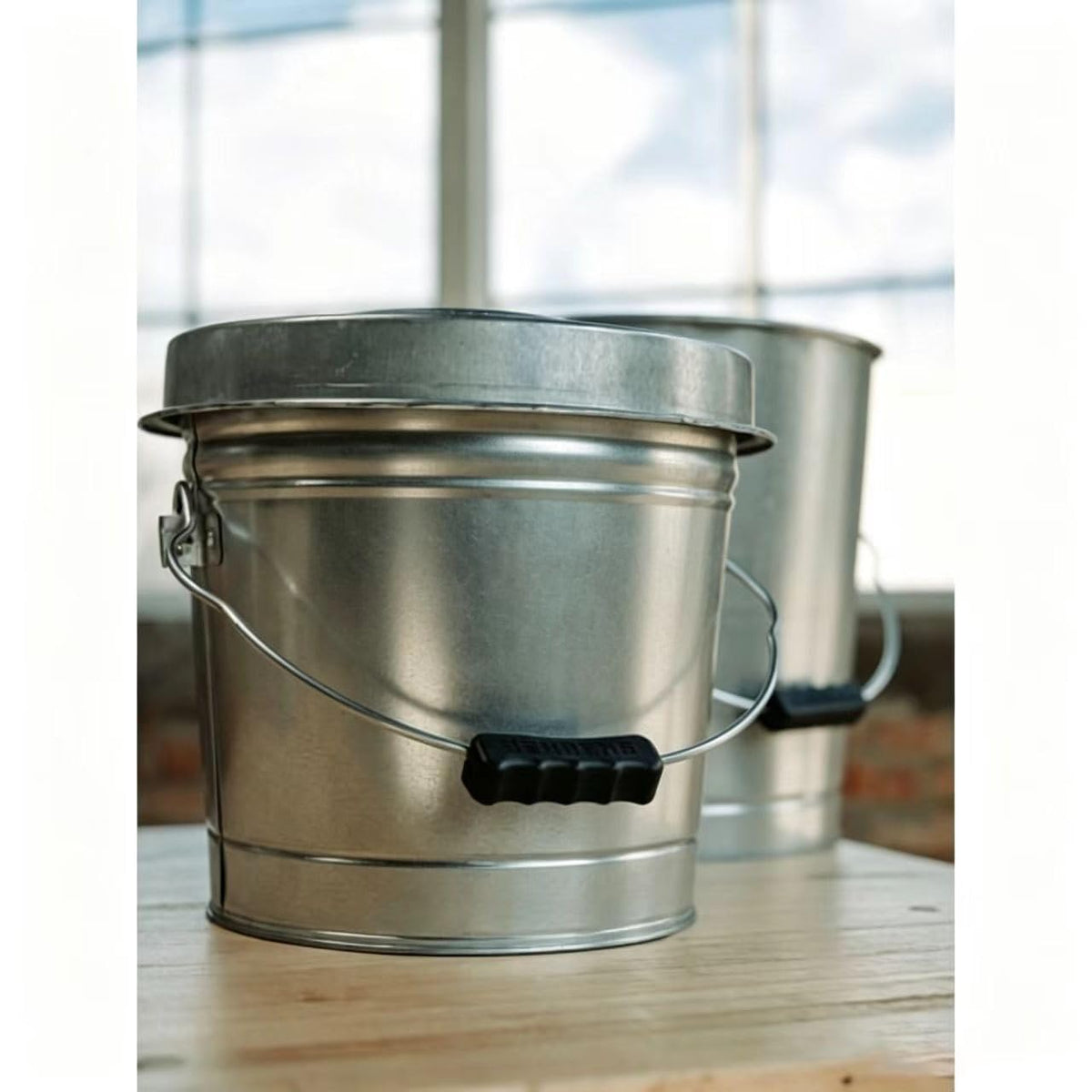 6 Gallon Galvanized Steel Locking Lid Storage Can F177840