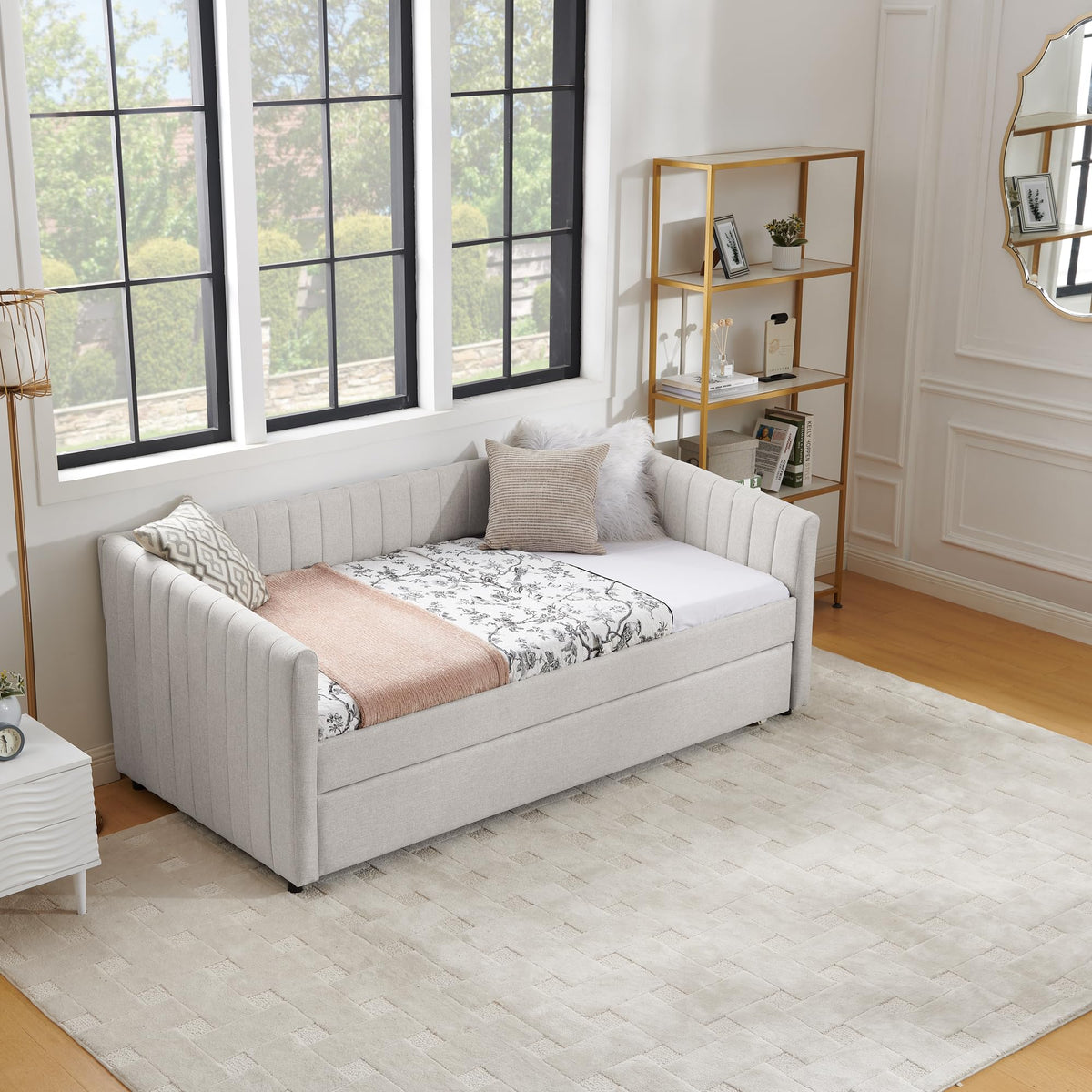 Twin Size Upholstered Linen Daybed with Trundle D130