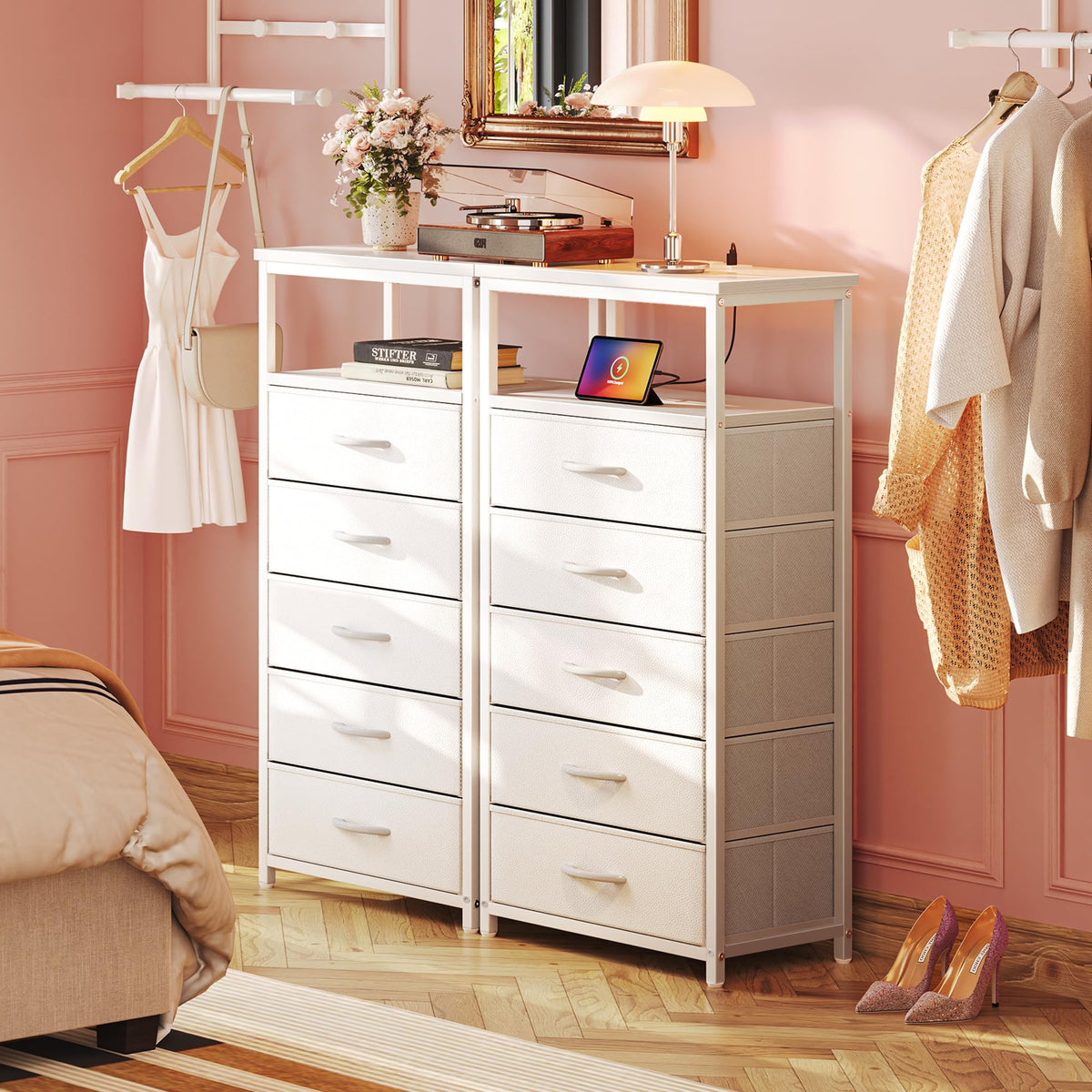 White 5 Drawer Dresser with Charging Station R606422