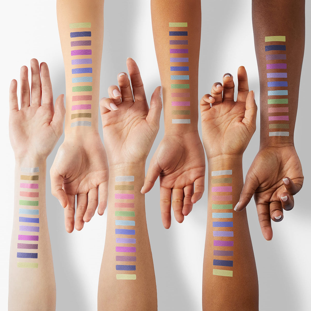 16-Color Eyeshadow Palette P7301